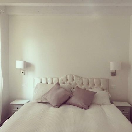 Sweet Corner Hotel Castelnuovo del Garda Exterior photo
