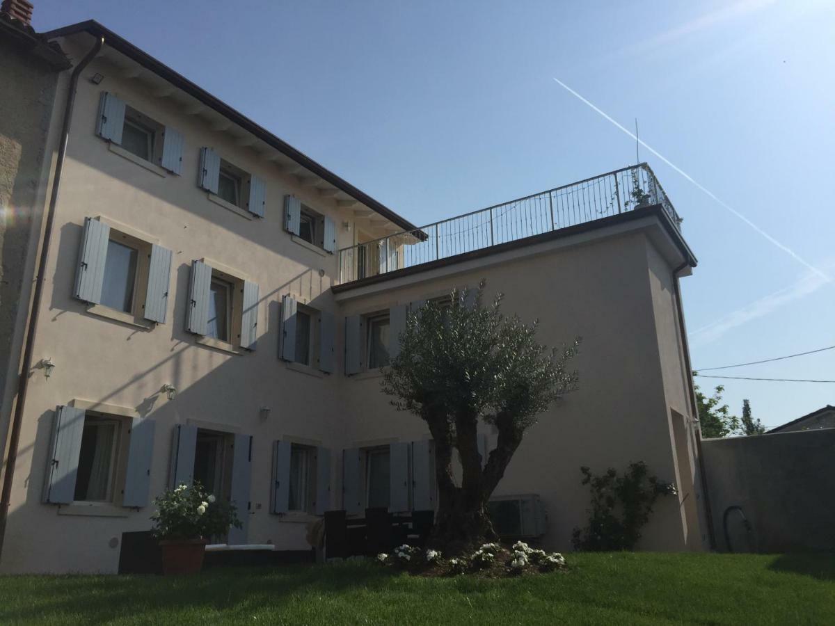 Sweet Corner Hotel Castelnuovo del Garda Exterior photo